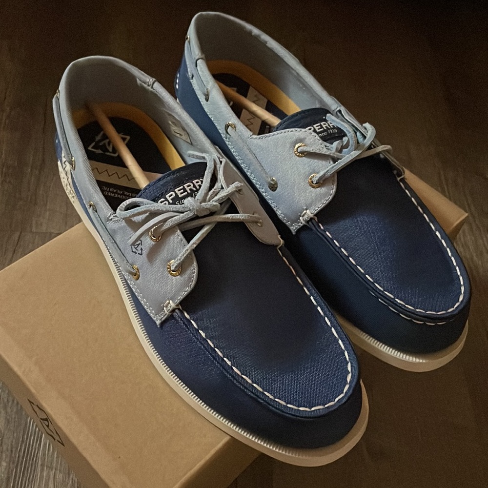 Boys Blue Sperrys - Picture 2 of 3